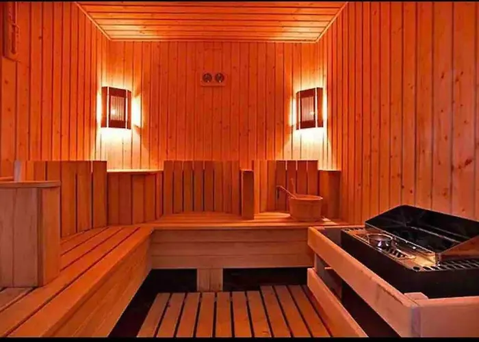 Lovely Private In Belelvedre Банско