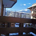 Lovely Private In Belelvedre Apartment