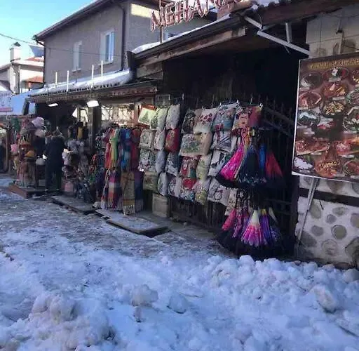 Lovely Private In Belelvedre Apartment